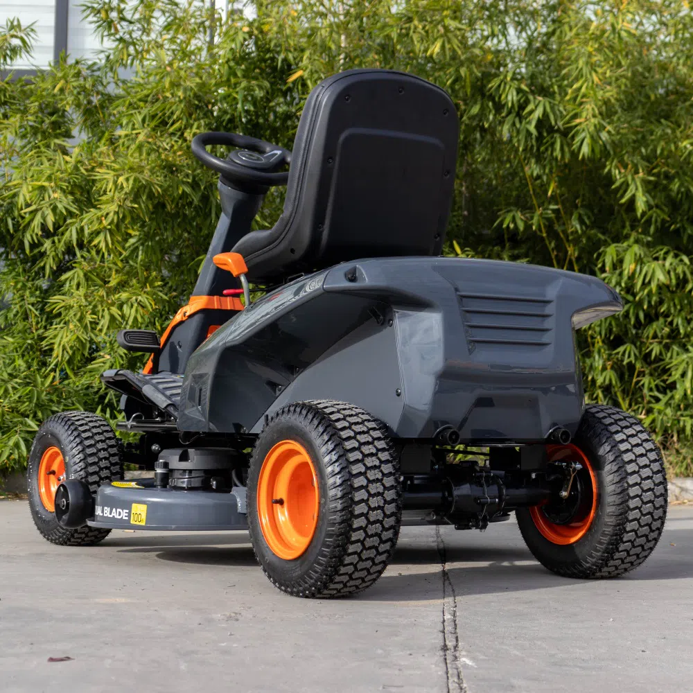 Immagini del prodotto del tosaerba elettrico da guida Hightop HT-38Li con taglio da 38 pollici