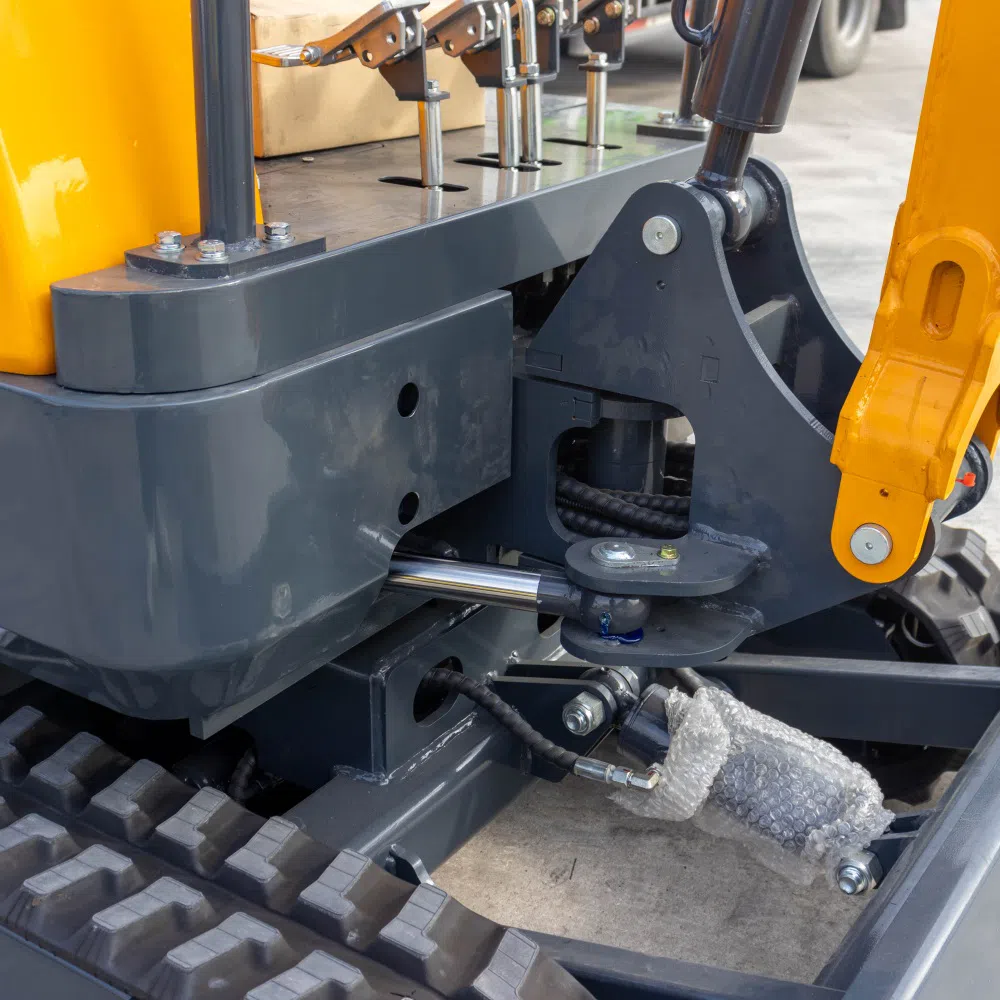 1.8 Ton Compact Crawler Track Excavator HT18-3 Images hightop.webp
