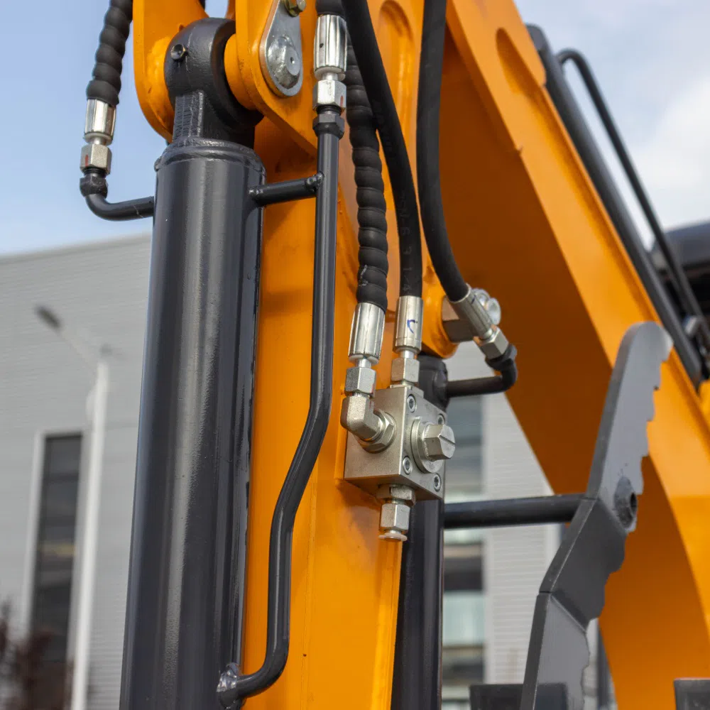 1.8 Ton Compact Crawler Track Excavator HT18-3 Images hightop.webp